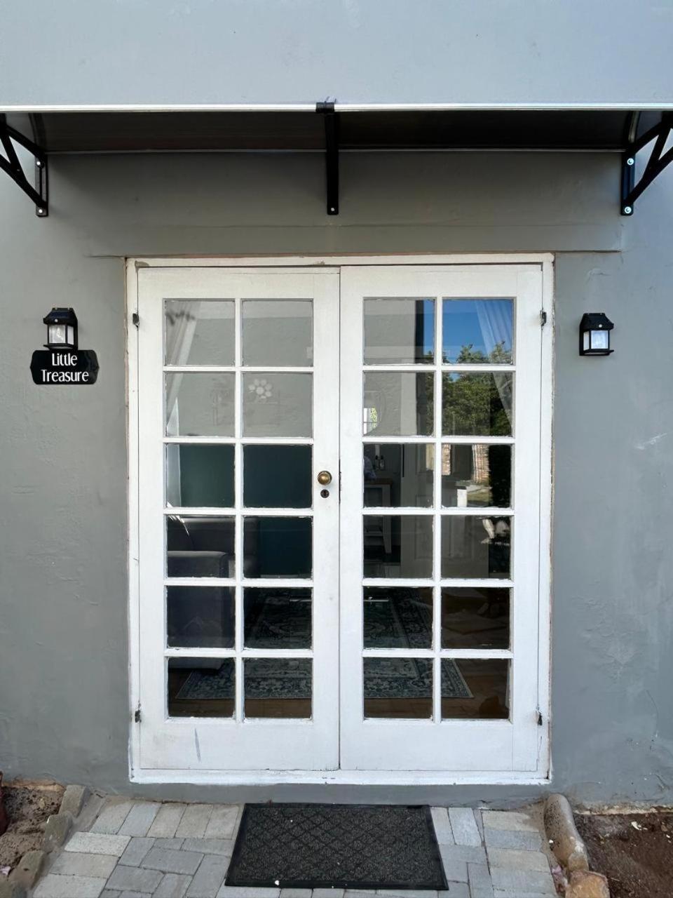 13 On Newington Hotel Port Elizabeth Exterior photo